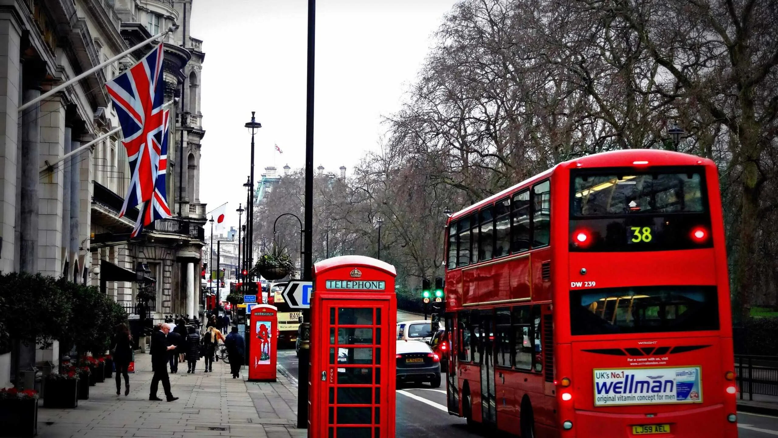 London Picture scaled